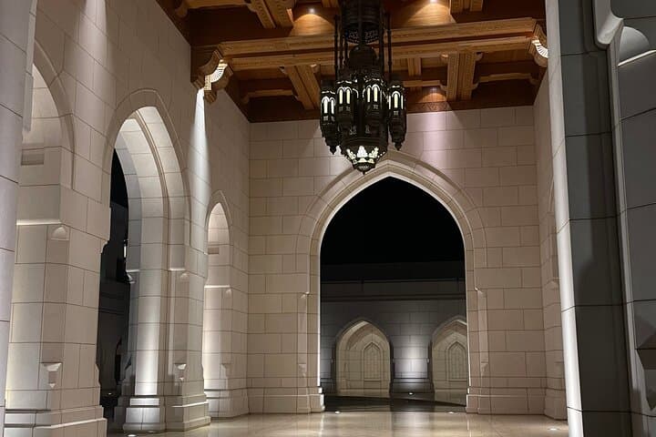 Explore Muscat's Majestic Evening Charms photo 6