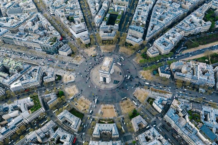 One Day in Paris from Le Havre: Eiffel Tower, Seine Cruise & Champs-Élysées