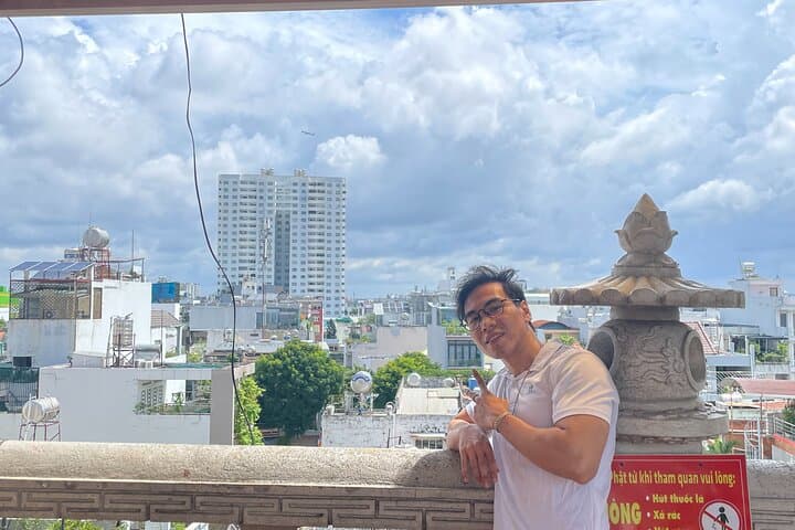 Explore Ho Chi Minh’s Guinness-Record Temple: Rooftop Views & Silk-Road Streets photo 2