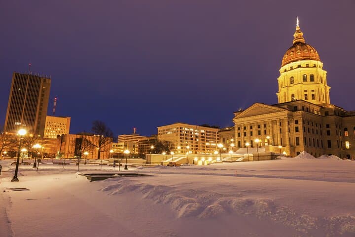 Topeka App-Led Bar Crawl & Scavenger Hunt — Pub Crawl Through the Capital photo 2