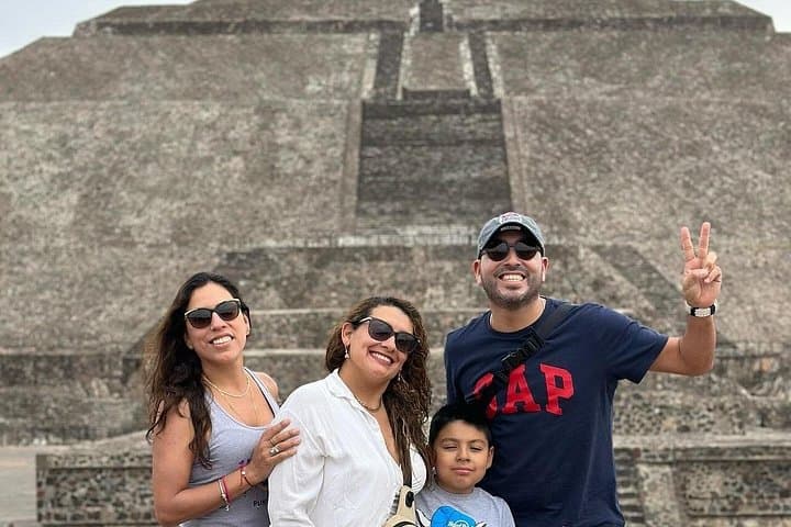 Teotihuacan Day Tour from Mexico City: Pyramids, Cave Breakfast & Local Tastes photo 2