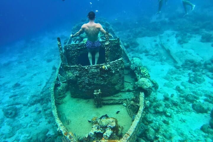 Catamaran Snorkel & BBQ in Curaçao: All-Inclusive Coastal Day Trip photo 3