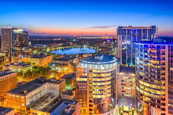 Orlando App-Led Bar Crawl: Scavenger-Hunt Nightlife Tour photo 2