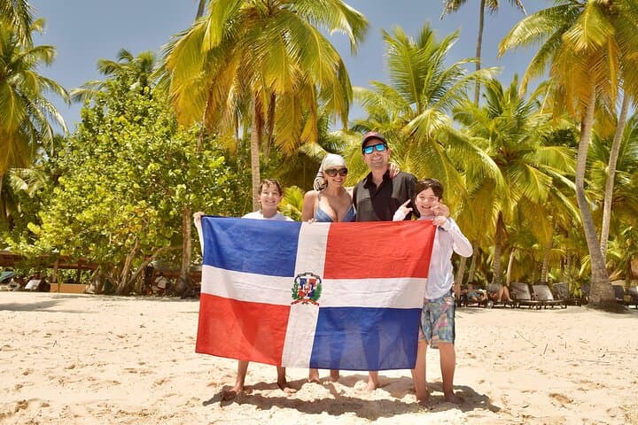 Private Saona Island Yacht Charter with Snorkeling from Punta Cana photo 3