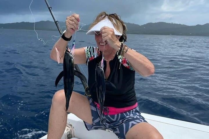 Half-Day Fishing Adventure off Roatán: Deep-Sea Tuna, Mahi & Barracuda photo 4