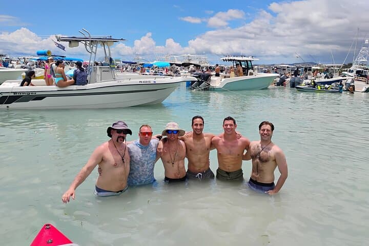 La Parguera Boat Charter: Kayak, Snorkel & Cayo Caracoles Day Trip photo 3