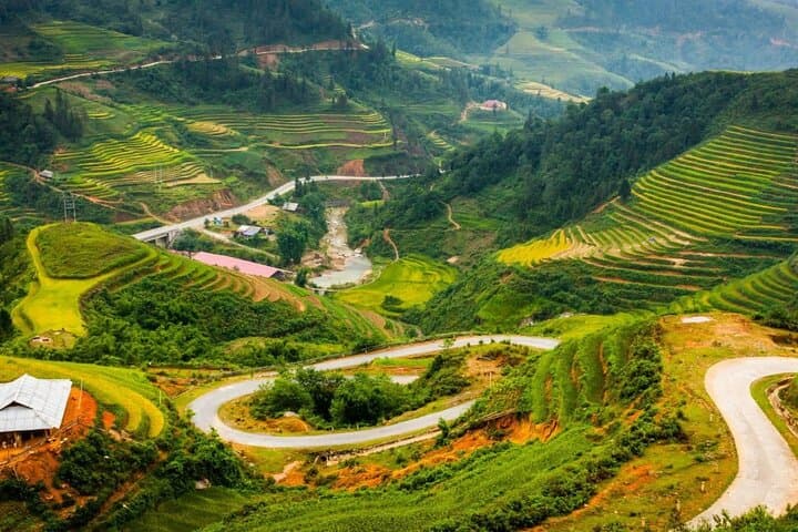 Sapa 2-Day Trek: Cat Cat, Muong Hoa & Ta Van Village Experience