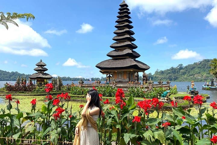 Northern Bali Day Tour: Ulun Danu, Banyumala & Jatiluwih Rice Terraces photo 2