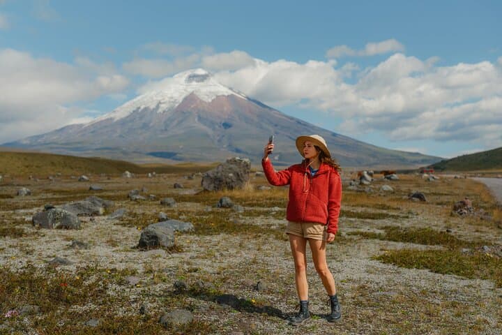 Cotopaxi Private Day Tour from Quito: Drive, Laguna Limpiopungo & José Rivas Hike