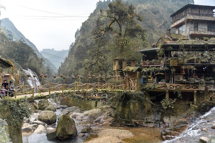 Sapa 2-Day Trek: Cat Cat, Muong Hoa & Ta Van Village Experience photo 2