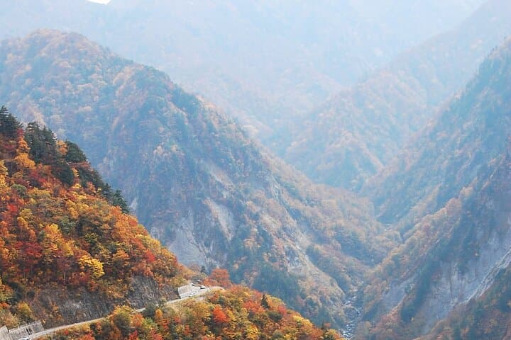 Kanazawa Day Tour: Tedori Gorge, Hakusan White Road & Shirakawa‑go photo 1