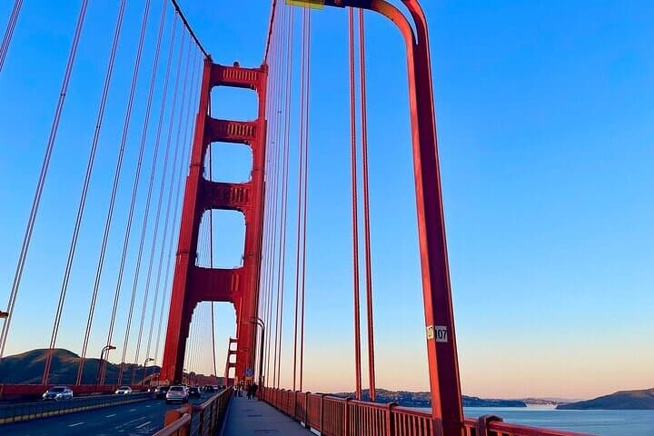 Private Luxury Car Tour from Hotel Kabuki: San Francisco & Napa Highlights photo 1