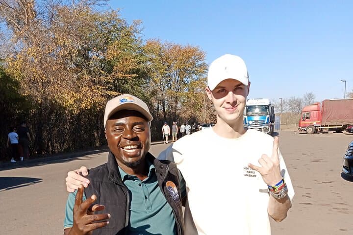 Victoria Falls Guided Tour from Livingstone — Expert Walk to Mosi-oa-Tunya photo 2