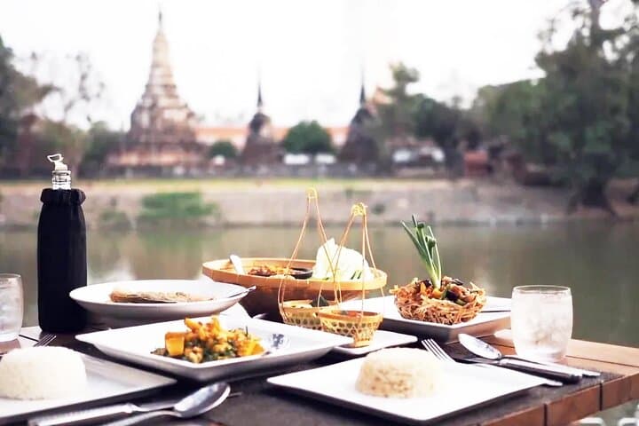 Ayutthaya Day Trip from Bangkok: Temples, History & Roti Sai Mai Tasting photo 5