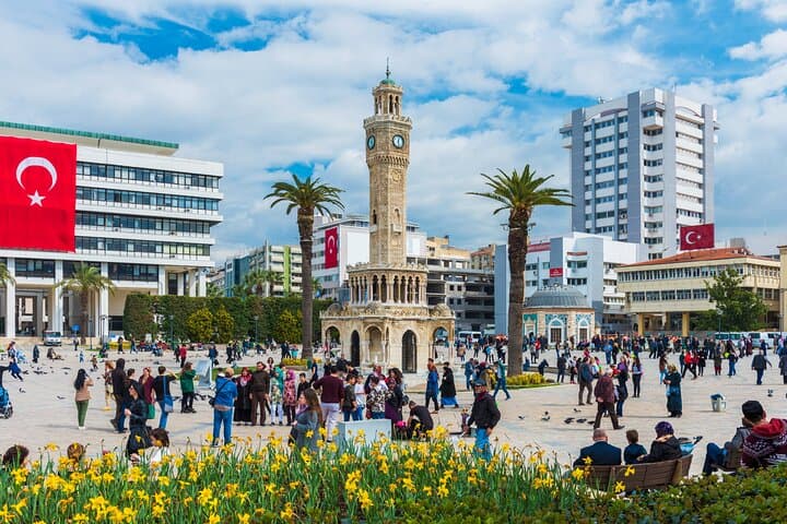 Izmir Culinary Tour: Kemeraltı Bazaar Food Tasting & Market Walk photo 4