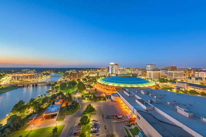 Wichita Whimsy Scavenger Hunt: Old Town to Downtown App-Led Adventure photo 2