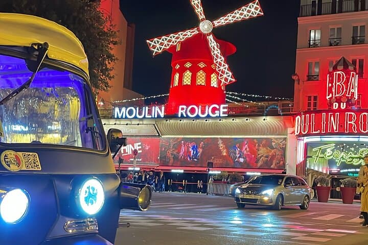 Paris TukTuk Tour — 2-Hour Three-Wheeled City Adventure Through Iconic Sights photo 2