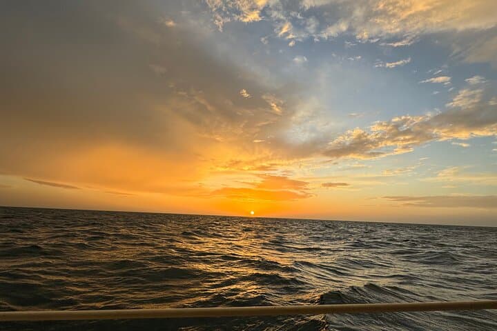 Santa Marta Sunset Sailing: Evening Catamaran Cruise in the Bay photo 2