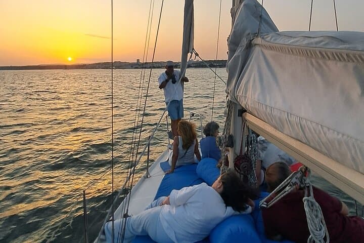 Sunset Sail on Lisbon's Tagus River: 2-Hour Boat Tour with Welcome Drink photo 6