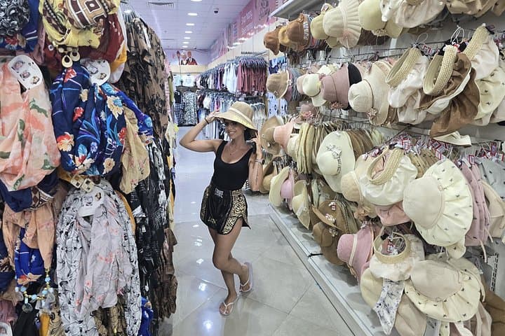 Dubai 5-Hour Secret Shopping Tour — Bargains, Gold & Hidden Showrooms photo 2