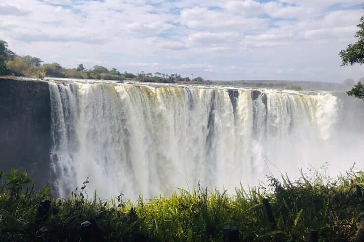 Private Guided Walking Tour of Victoria Falls — Insider Access to Mosi-oa-Tunya photo 1