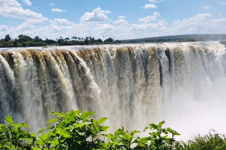 Private Guided Walking Tour of Victoria Falls — Insider Access to Mosi-oa-Tunya photo 3