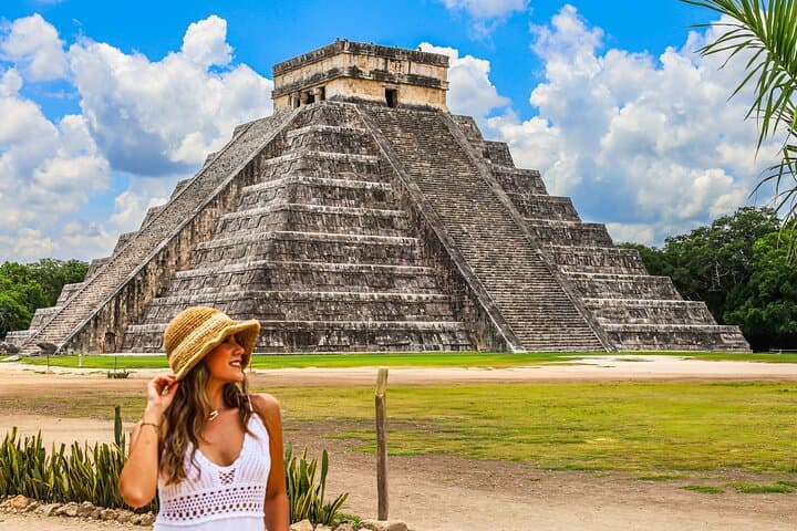 Private Chichén Itzá, Cenote & Valladolid All‑Inclusive Day Tour from Cancún photo 2