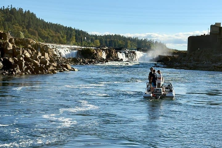 Portland tiki boat cruise to Willamette Falls - sunset river tour (3 hours) photo 4