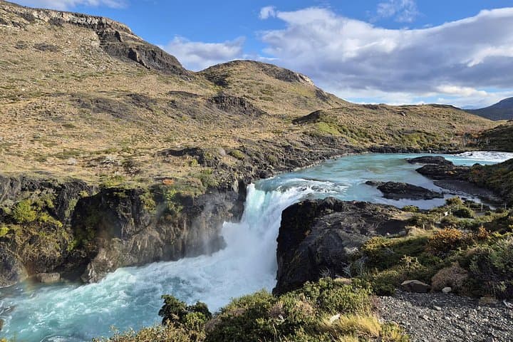 Two-Day Adventure Express: Base Torres & Aonikenk Trail in Torres del Paine photo 5