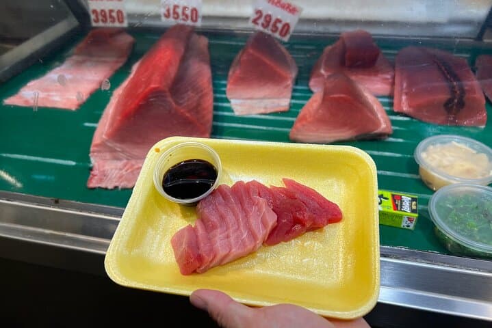 Off-the-Beaten-Path Oahu Food Tour: Honolulu Chinatown Tastings & Markets photo 6