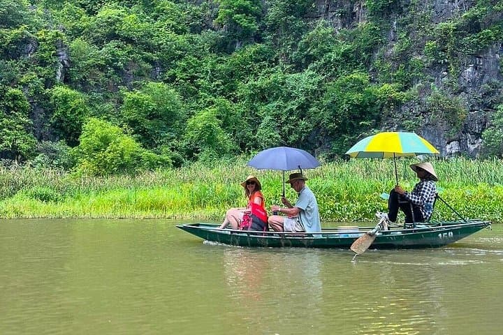 Full-Day Hoa Lu & Tam Coc Tour from Hanoi: Biking, Bamboo Boat & Ancient Temples photo 3