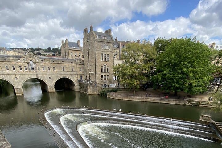 Bath Self-Guided Family Tour for Kids — Abbey to Royal Crescent with Interactive Challenges photo 2