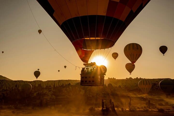 Sunrise Hot Air Balloon Over Marrakech Palmeraie and Berber Breakfast photo 3