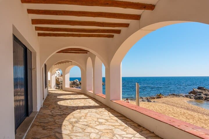 Custom Costa Brava Private Tours from Barcelona or Girona — Medieval Villages & Coastal Walks photo 2