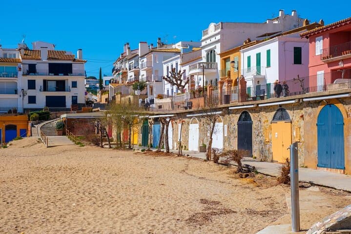 Custom Costa Brava Private Tours from Barcelona or Girona — Medieval Villages & Coastal Walks photo 4