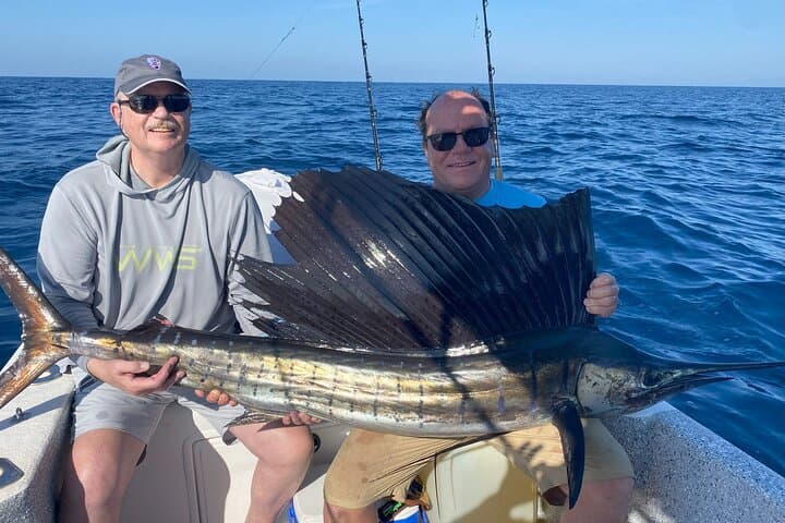 Private Sport Fishing Charter in Puerto Escondido — Sailfish, Marlin & Mahi-Mahi photo 4
