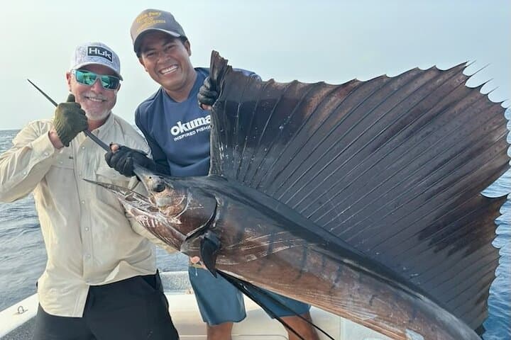 Private Sport Fishing Charter in Puerto Escondido — Sailfish, Marlin & Mahi-Mahi photo 3