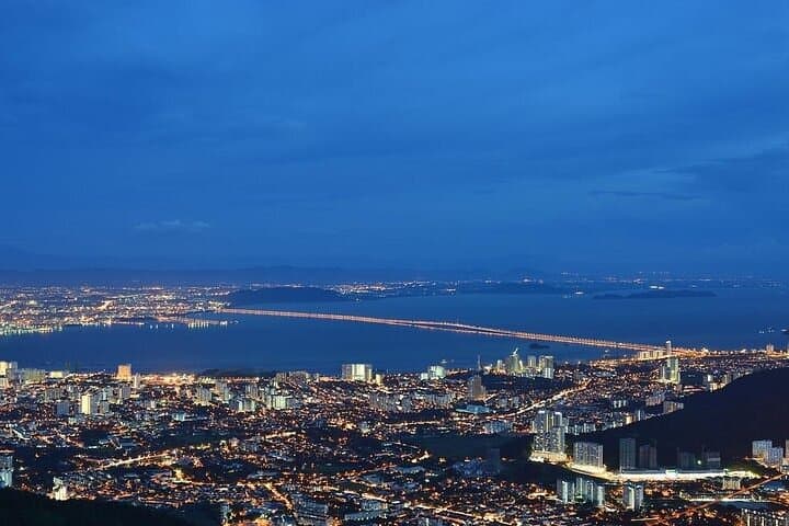Penang City & Penang Hill Fast-Lane Tour — George Town, Kek Lok Si & Temples photo 5