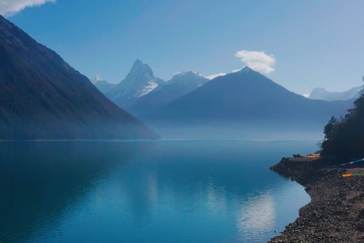 8-Day Tibet Small-Group Journey: Lhasa, Yamdrok Lake & Cultural Heartlands photo 2