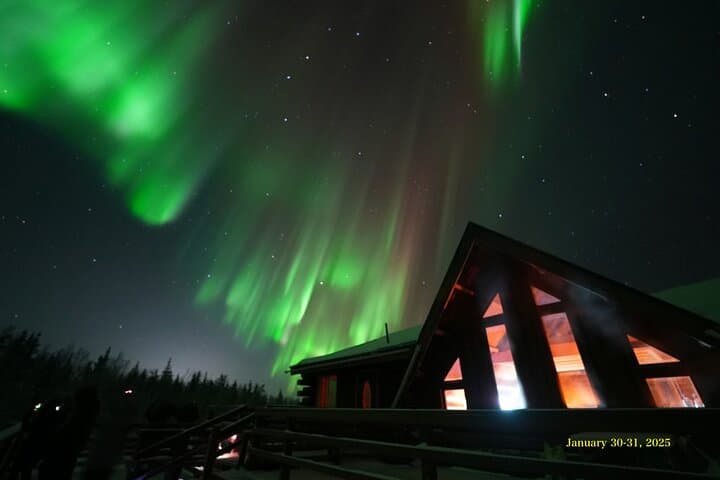 Aurora Viewing at Aurora Husky Lodge: Night-Sky Viewing Near Fairbanks photo 2
