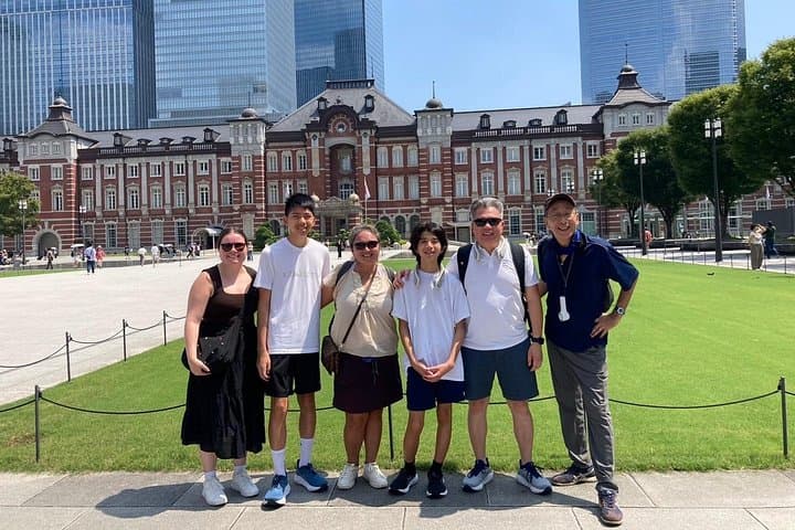 From Moats to Red Brick: Imperial Palace to Tokyo Station Historical Walk photo 2