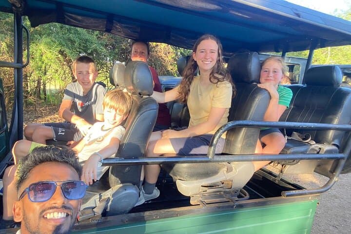 Udawalawe All-Inclusive Safari Tour: Elephant & Birdwatching Adventure photo 5