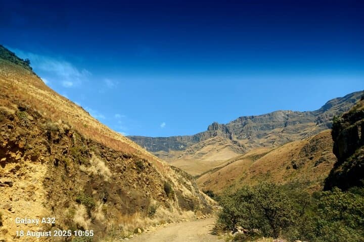 4-Day Johannesburg to Sani Pass: Eswatini & Lesotho Cultural and 4x4 Mountain Tour photo 1