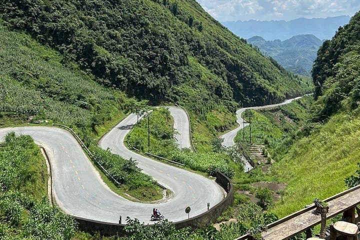 Ha Giang Loop 3-Day Motorbike Tour: Ma Pi Leng, Bamboo Rafting & Homestays photo 3