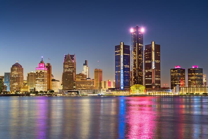 Motor City Mural Walk: App‑Led Art Scavenger Hunt in Detroit photo 2