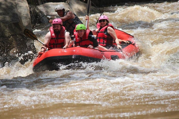 Chiang Mai Half-Day Elephant Care and Mae Taeng Whitewater Rafting Adventure
