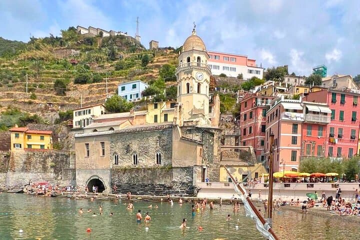 Florence 2-Day Combo: Pisa, Cinque Terre & Tuscany Wine Tour photo 5