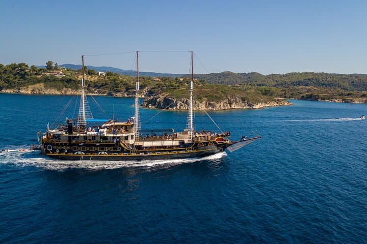 Blue Lagoon Cruise to Diaporos Island — Day Trip from Thessaloniki photo 4