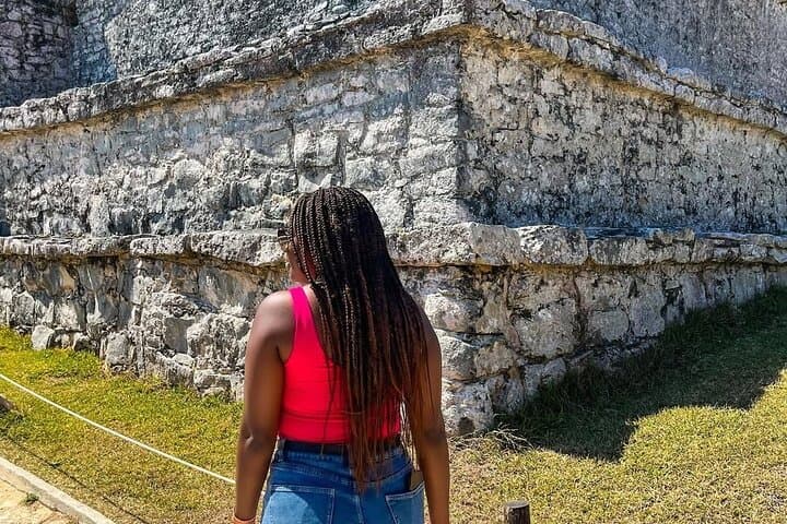 Tulum Ruins & Casa Tortuga Cenotes: Deluxe Day Trip from Cancun photo 3