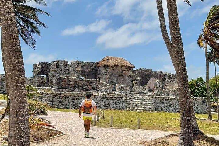Tulum Ruins & Casa Tortuga Cenotes: Deluxe Day Trip from Cancun photo 6